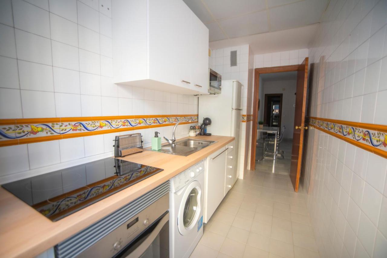 Apartment New Alfa セビリア エクステリア 写真